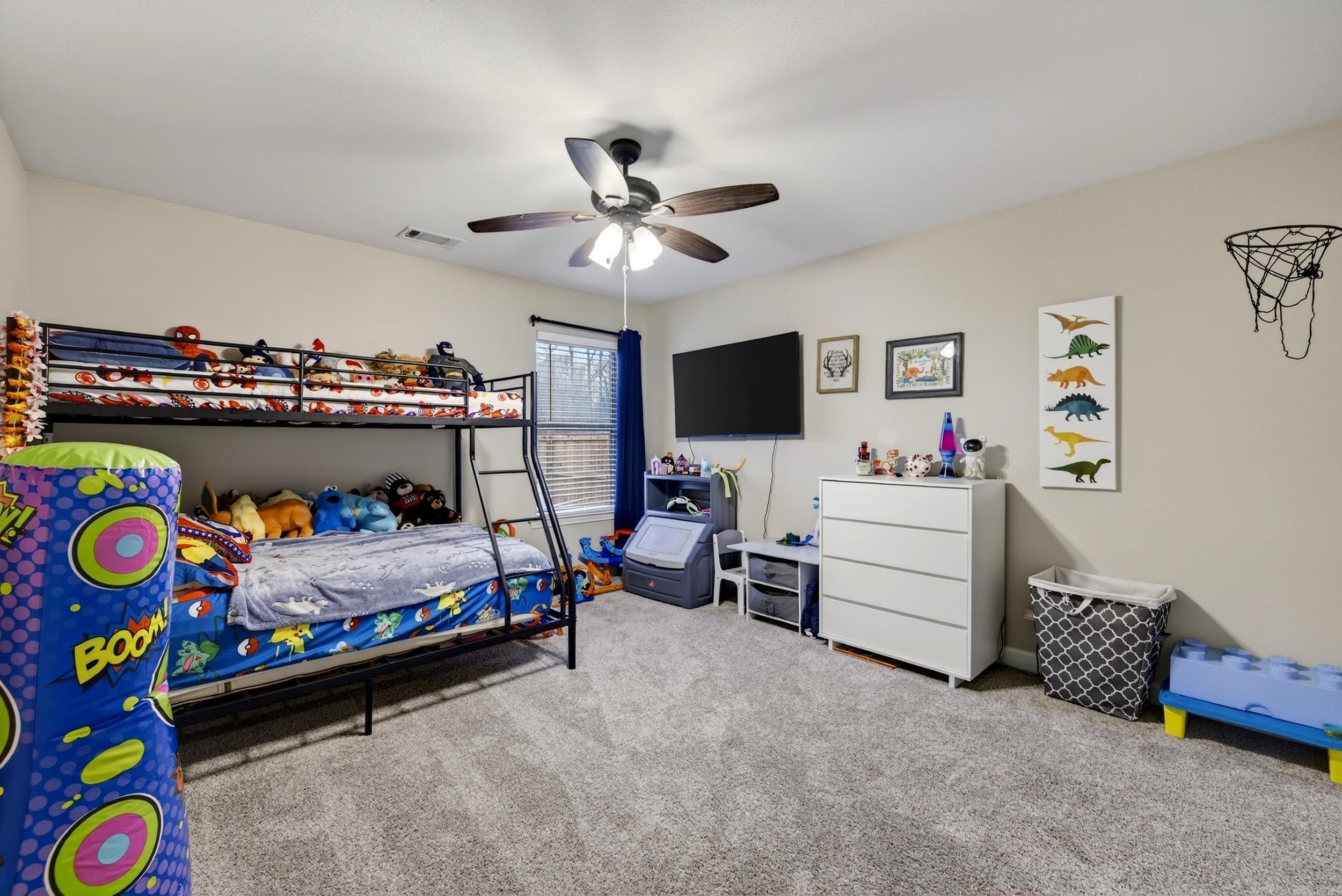 HUNTINGTON PLACE - Residential