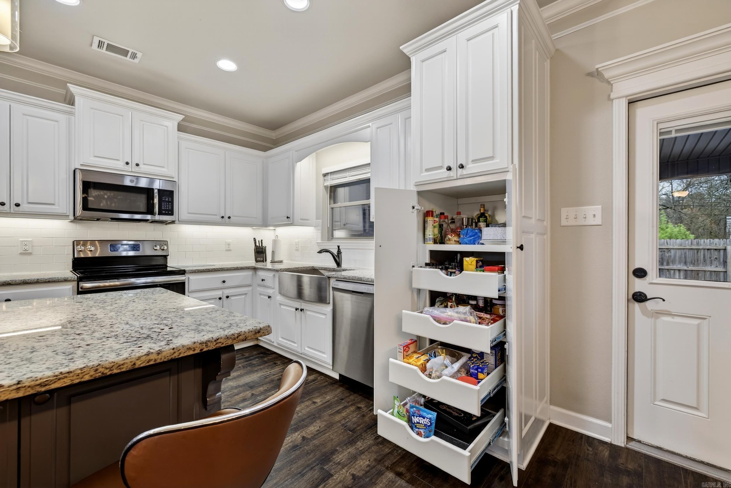 HUNTINGTON PLACE - Residential