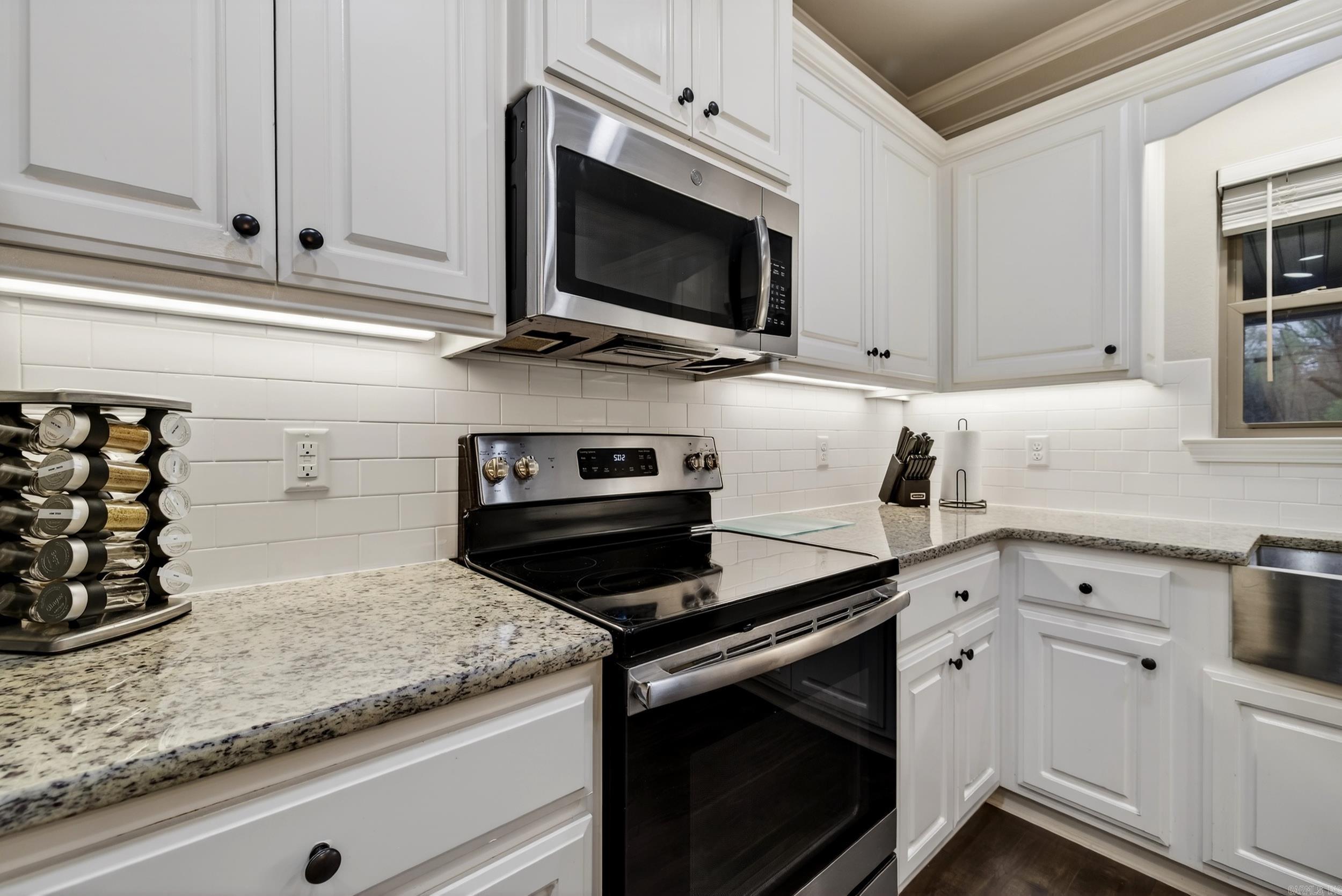 HUNTINGTON PLACE - Residential