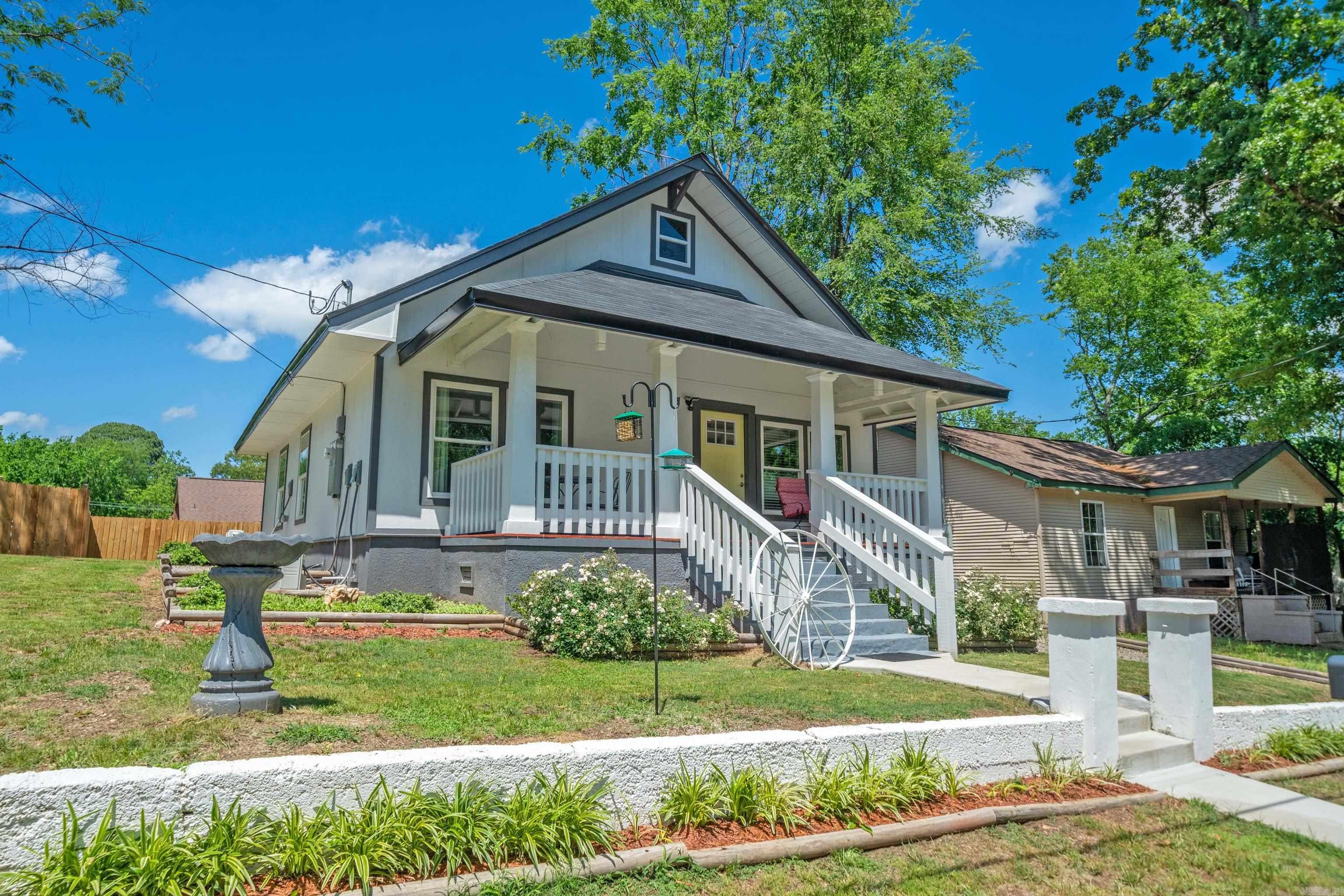 Morrison & Belding - Residential