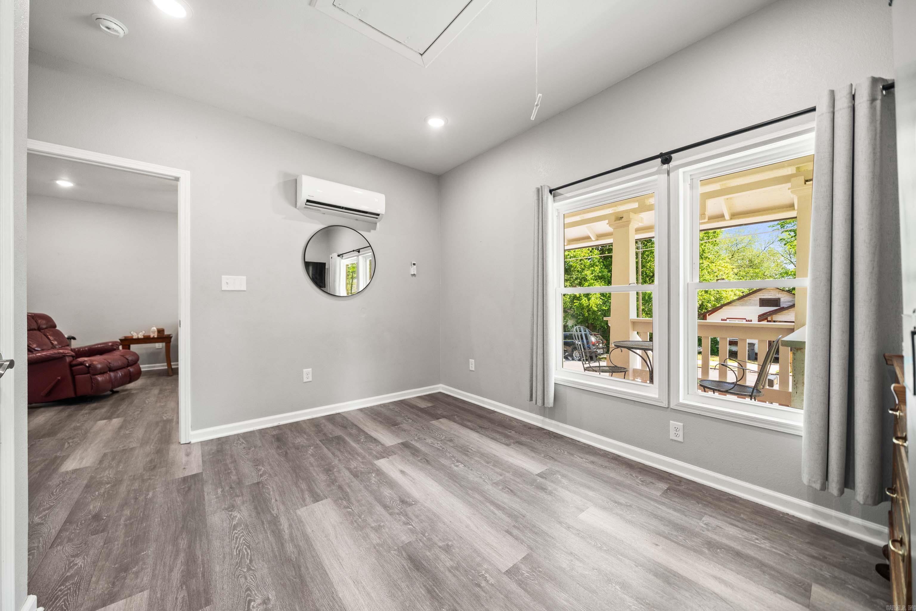 Morrison & Belding - Residential