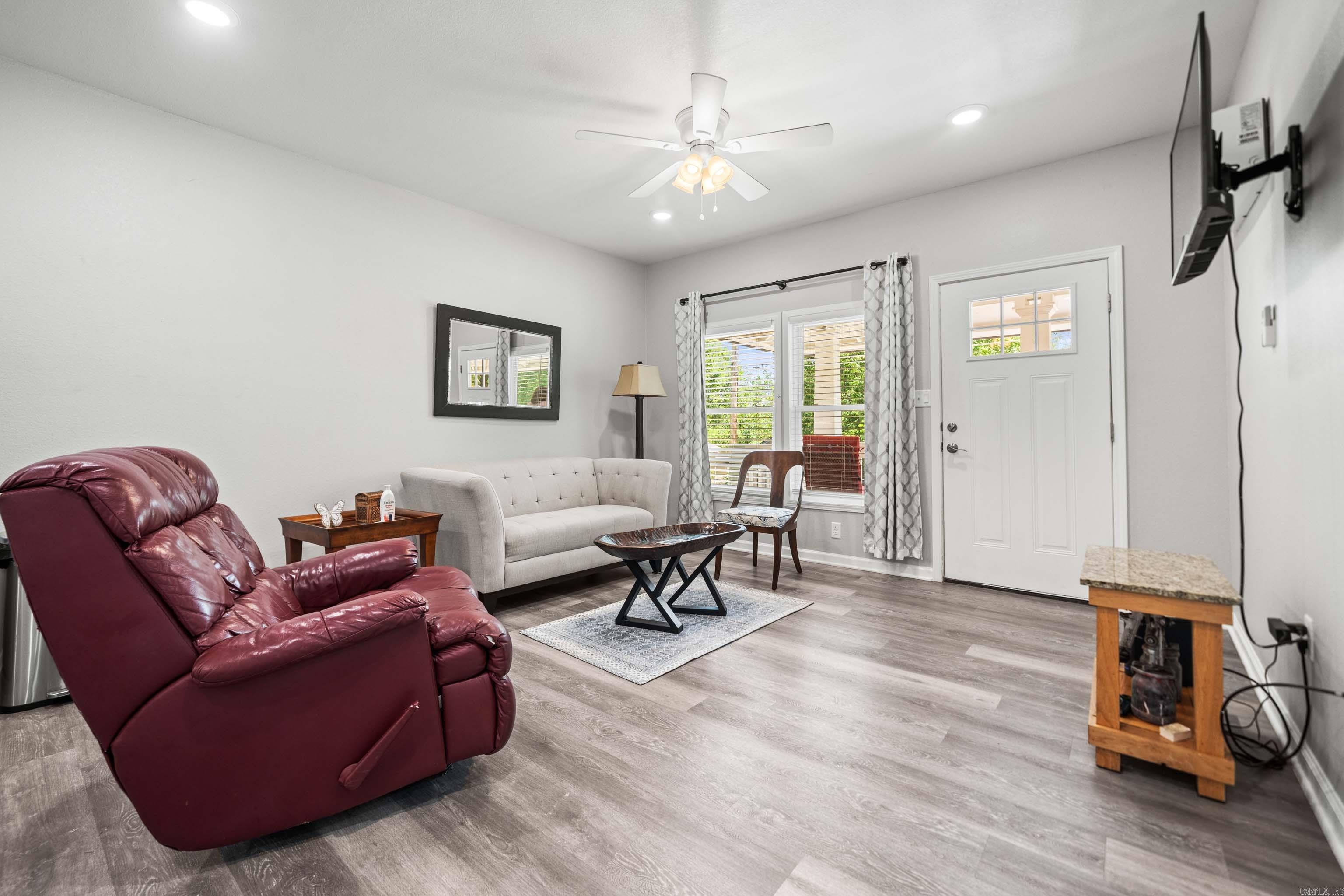 Morrison & Belding - Residential