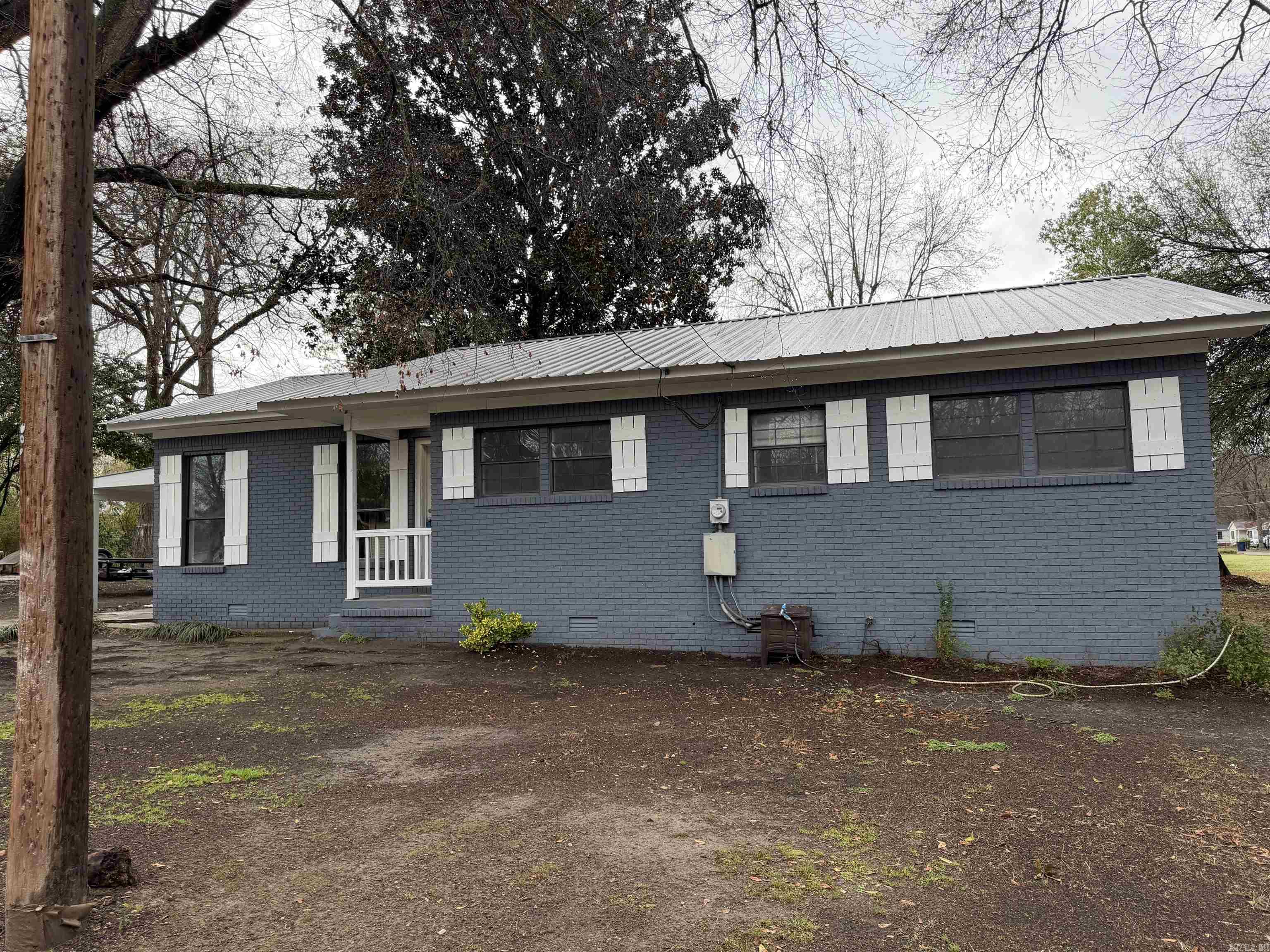 MCKAY AND RUSSO SD FRV - Residential