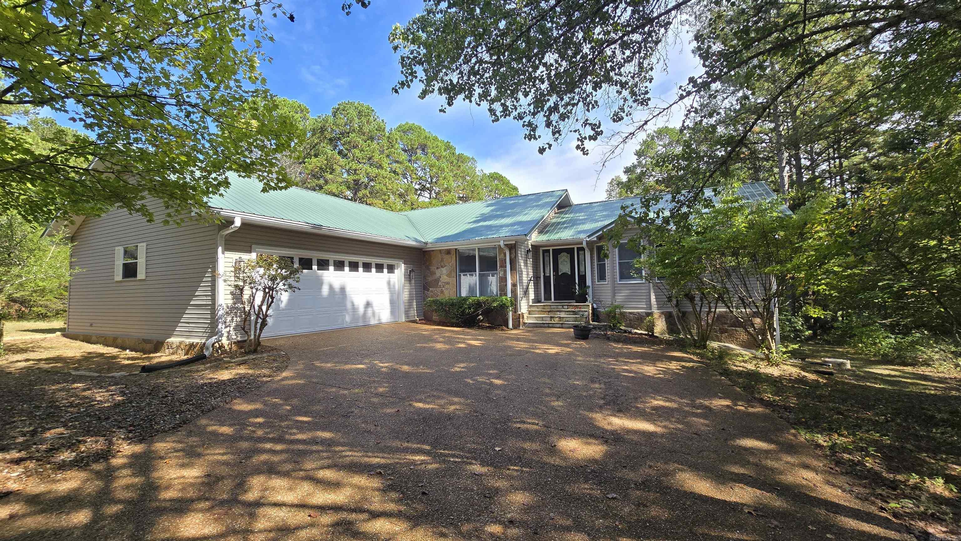 MOUNTAIN RANCH - Residential