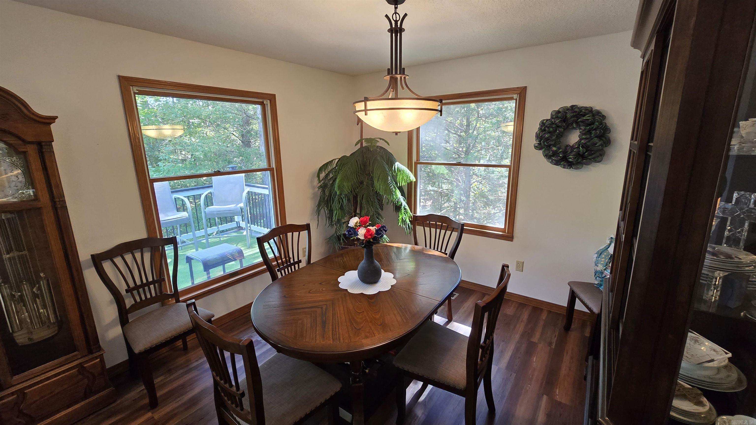 MOUNTAIN RANCH - Residential