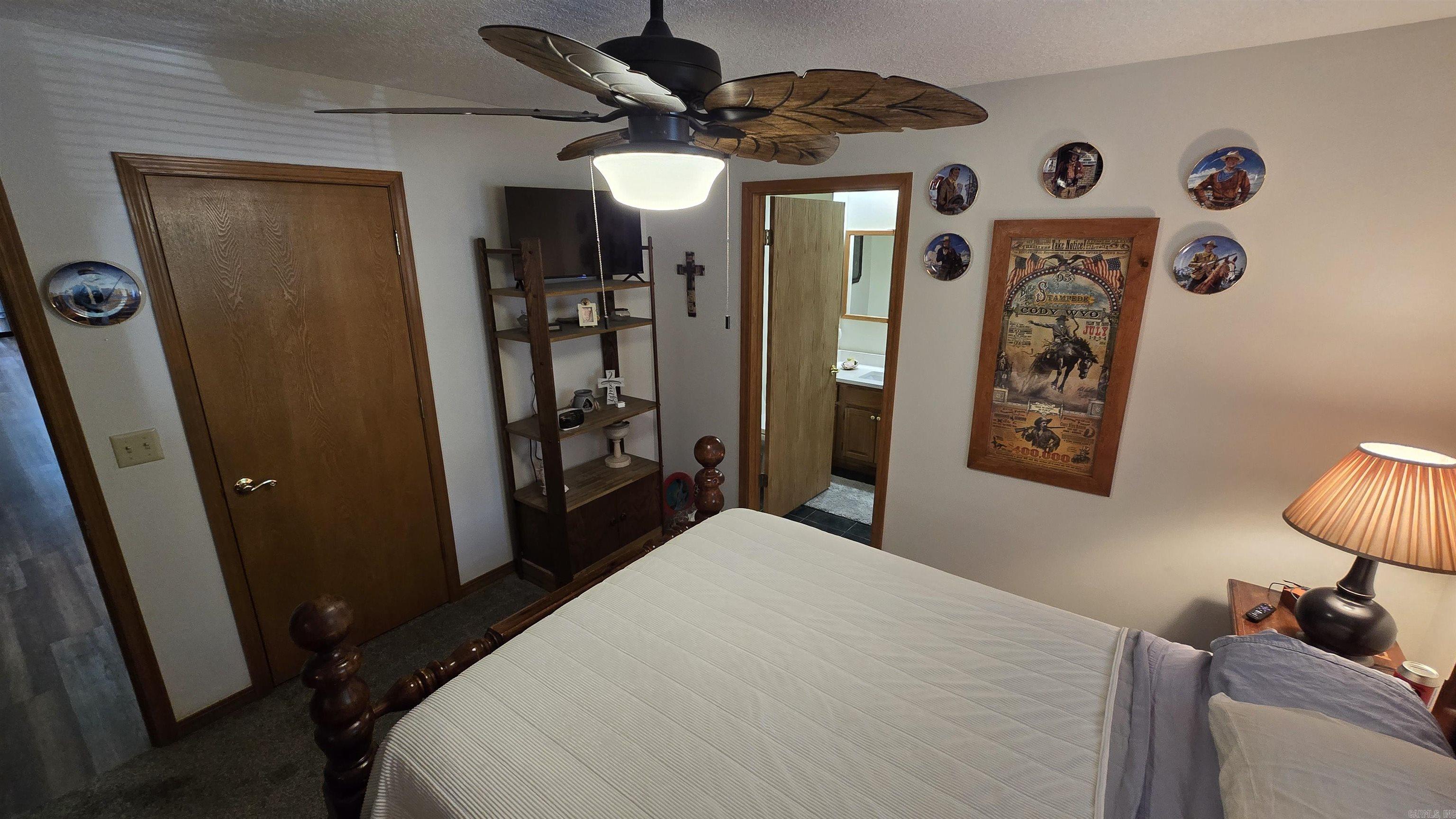 MOUNTAIN RANCH - Residential