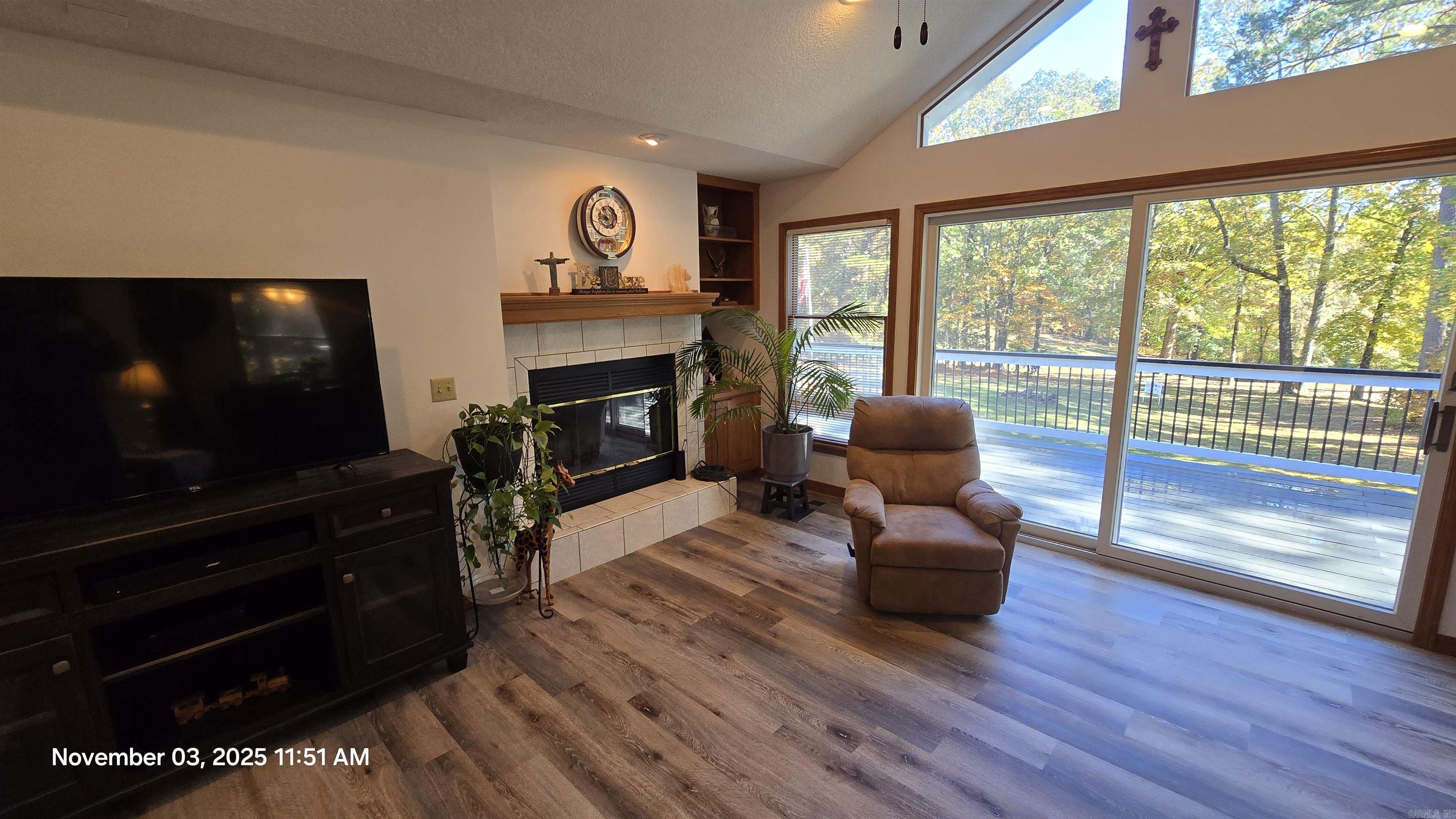 MOUNTAIN RANCH - Residential