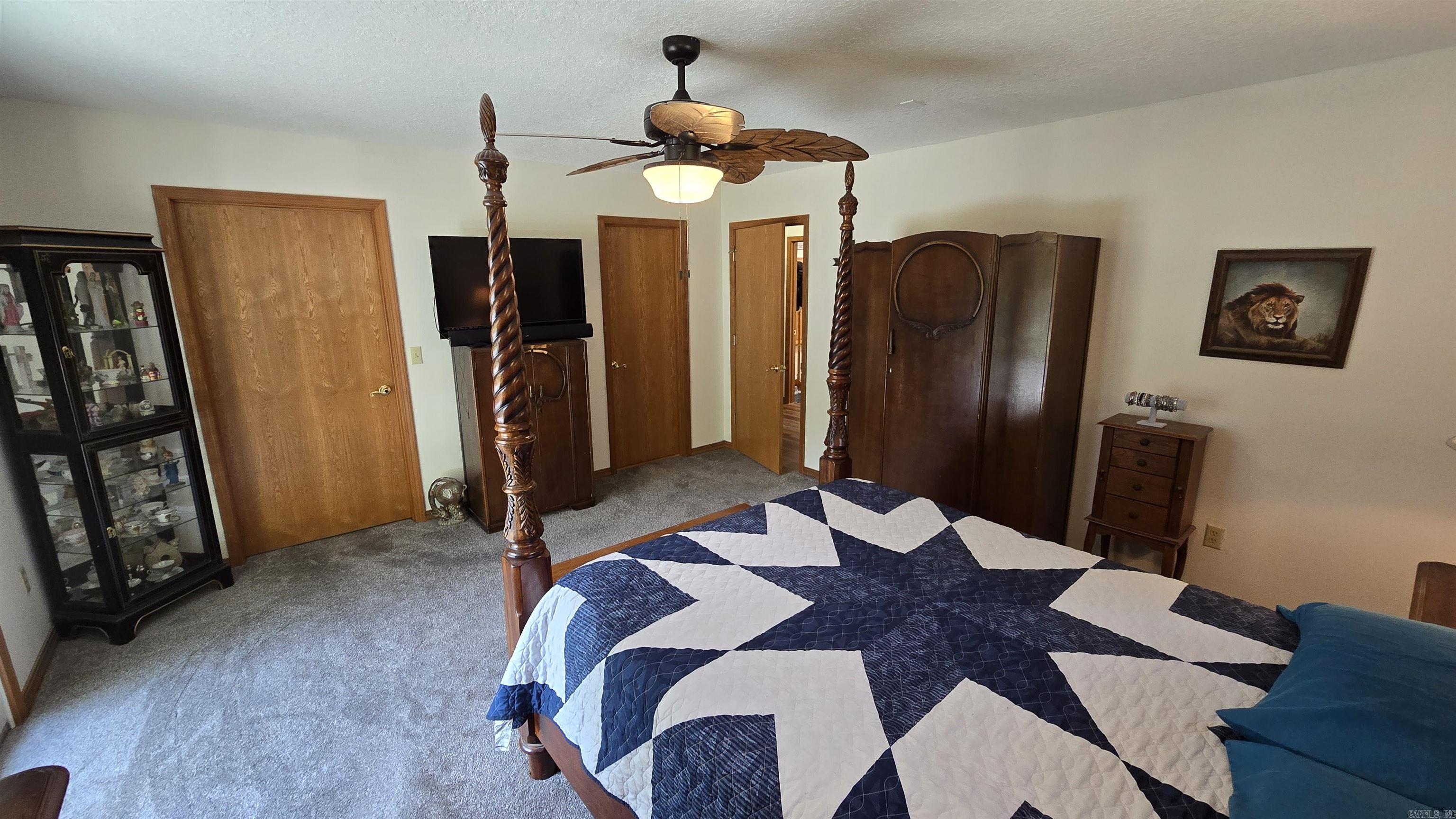 MOUNTAIN RANCH - Residential