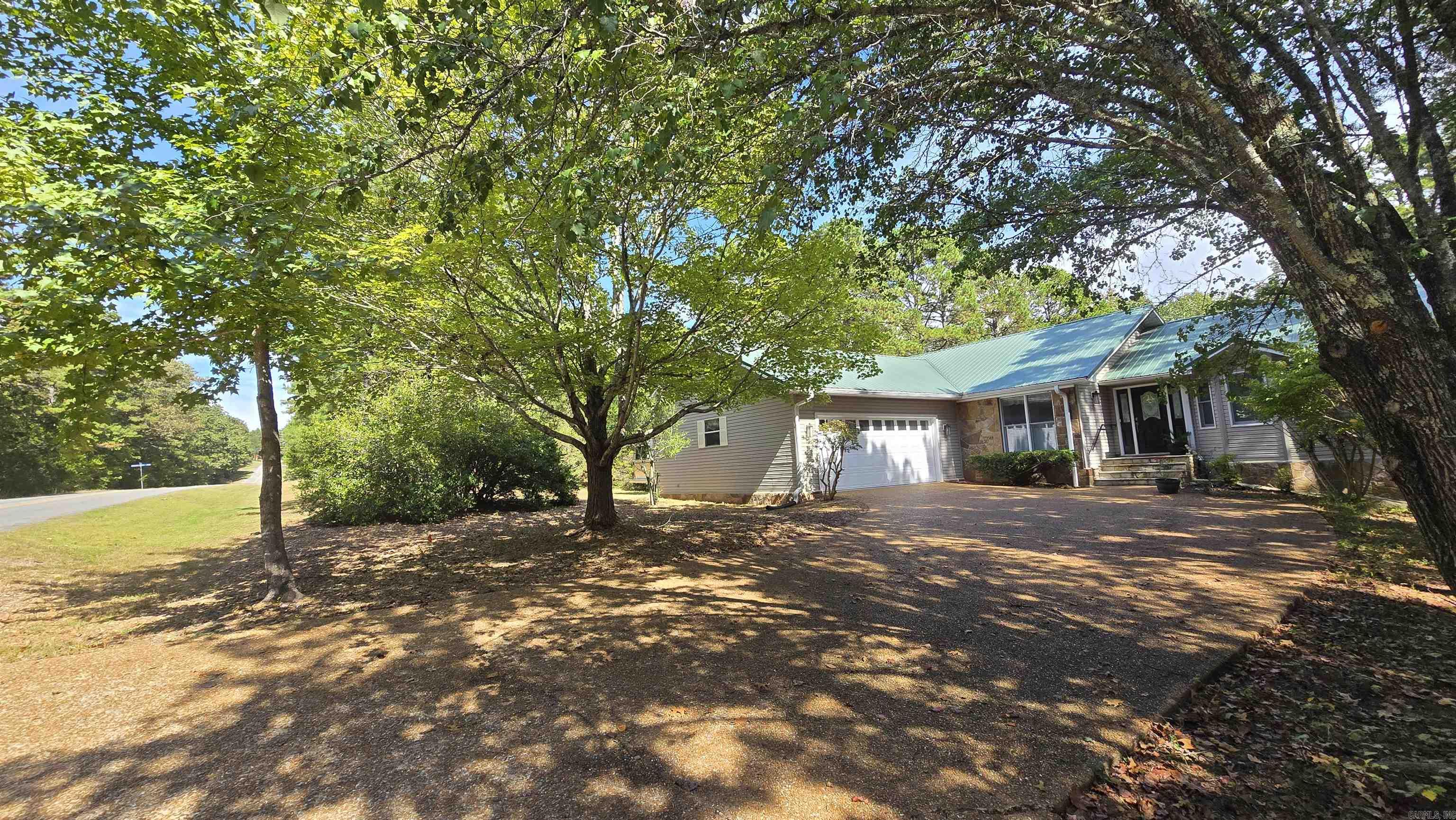 MOUNTAIN RANCH - Residential