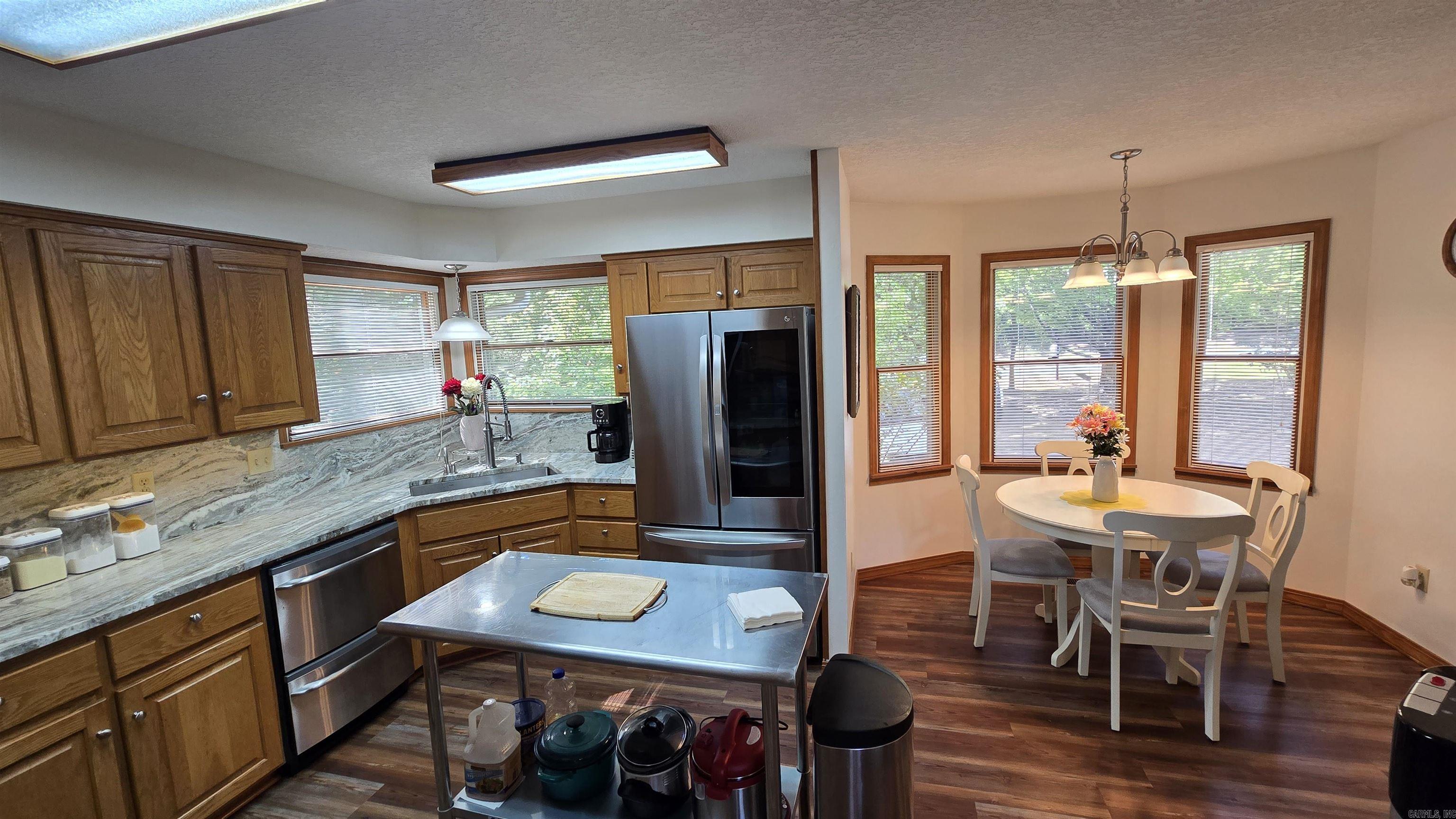 MOUNTAIN RANCH - Residential