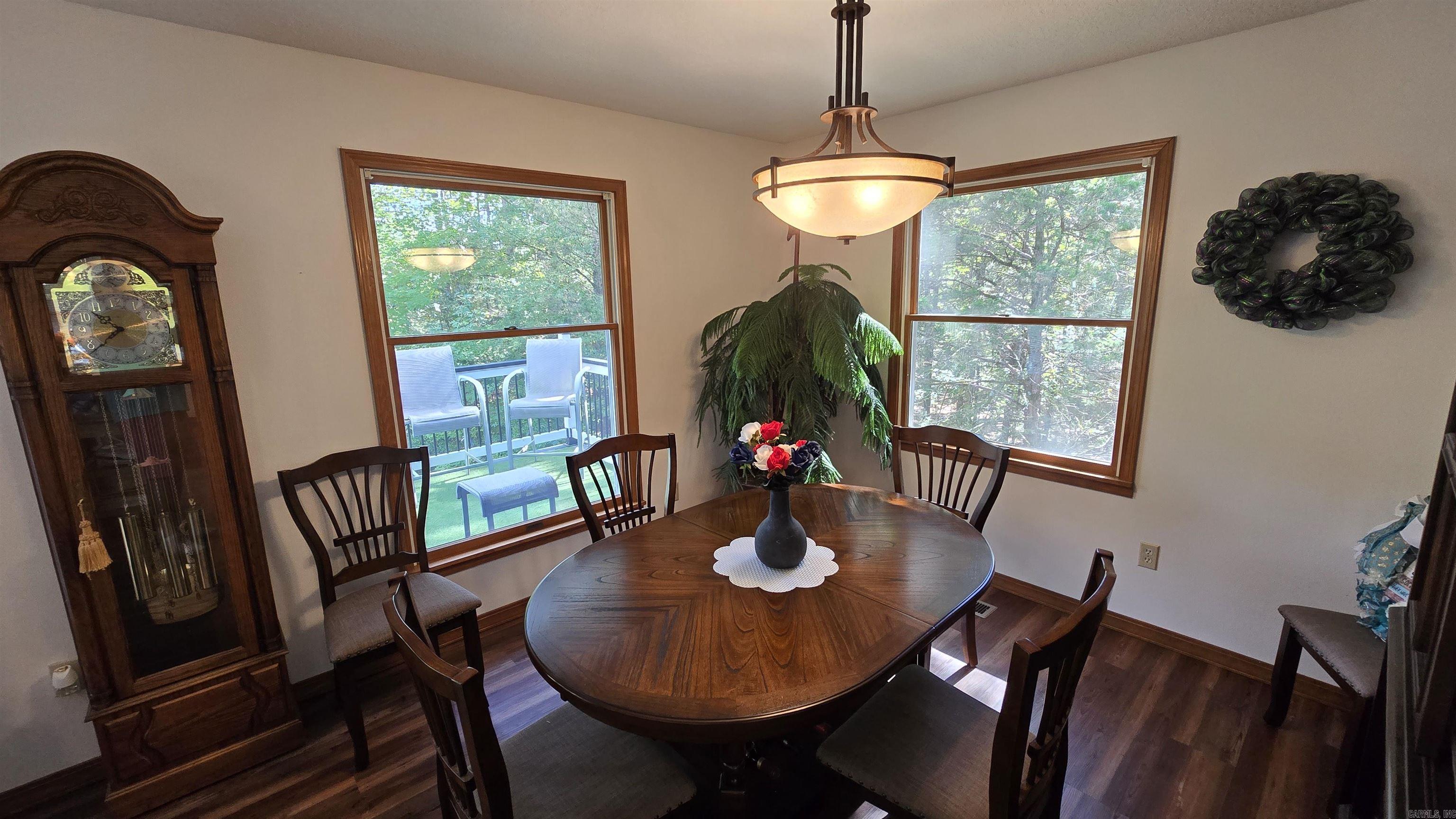 MOUNTAIN RANCH - Residential
