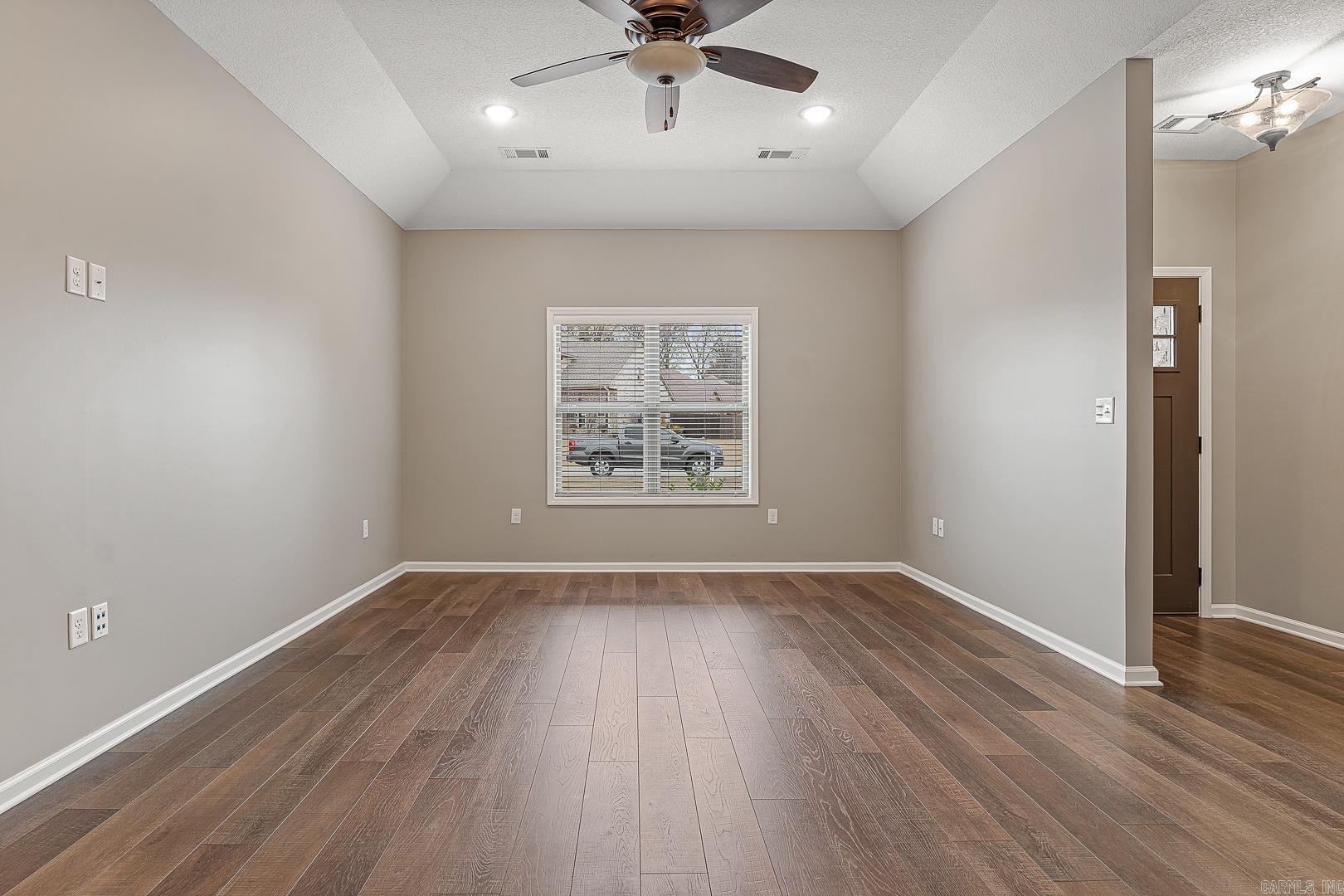 PROSPECT FARMS - Residential