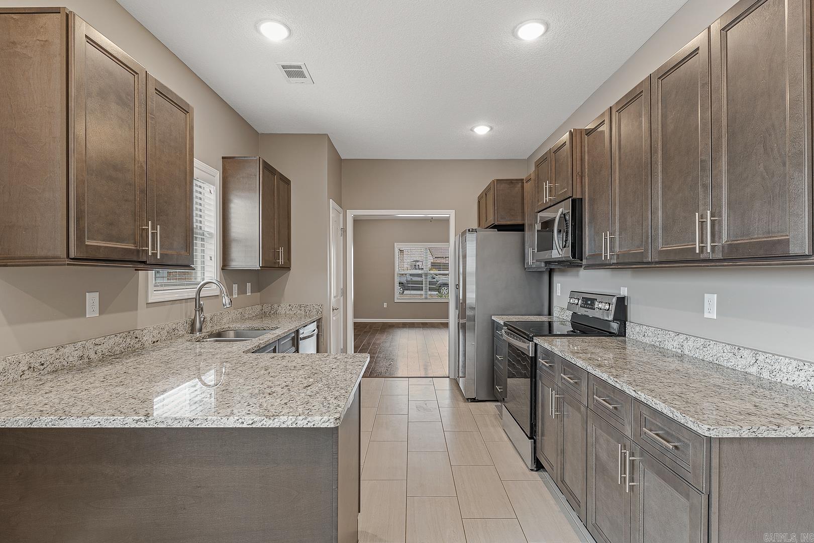 PROSPECT FARMS - Residential