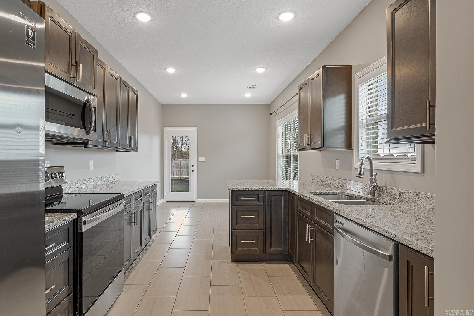 PROSPECT FARMS - Residential