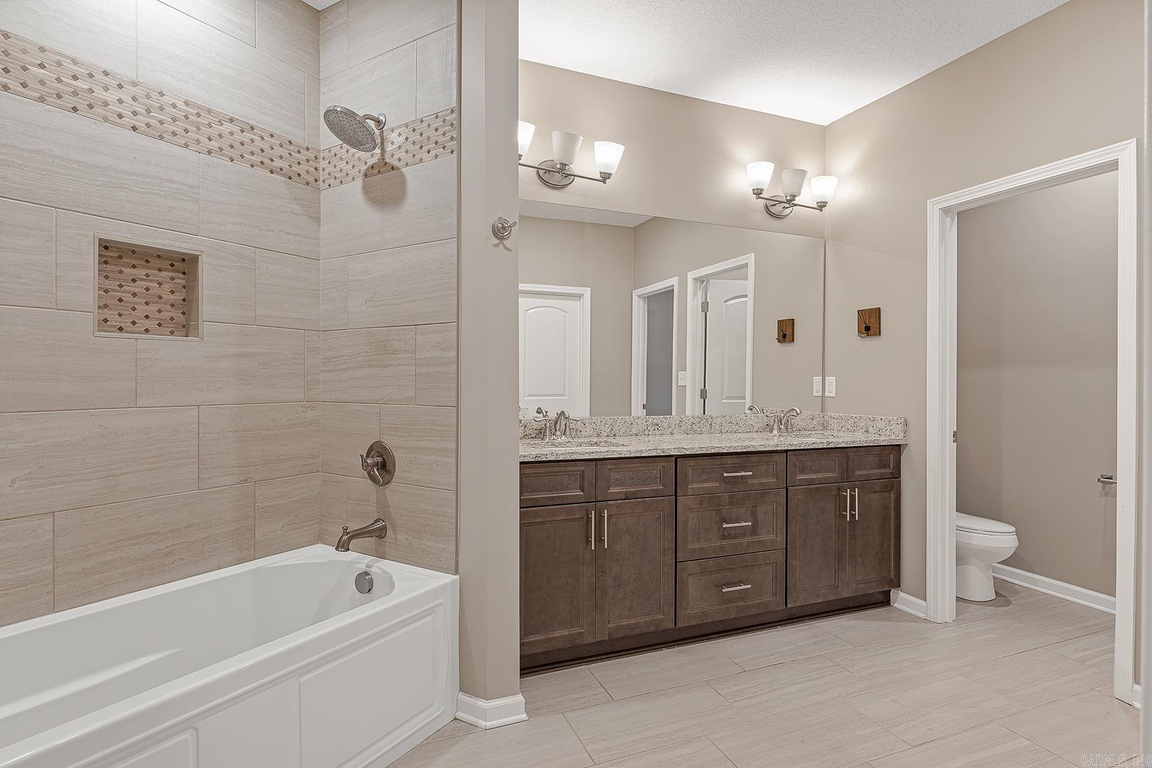 PROSPECT FARMS - Residential