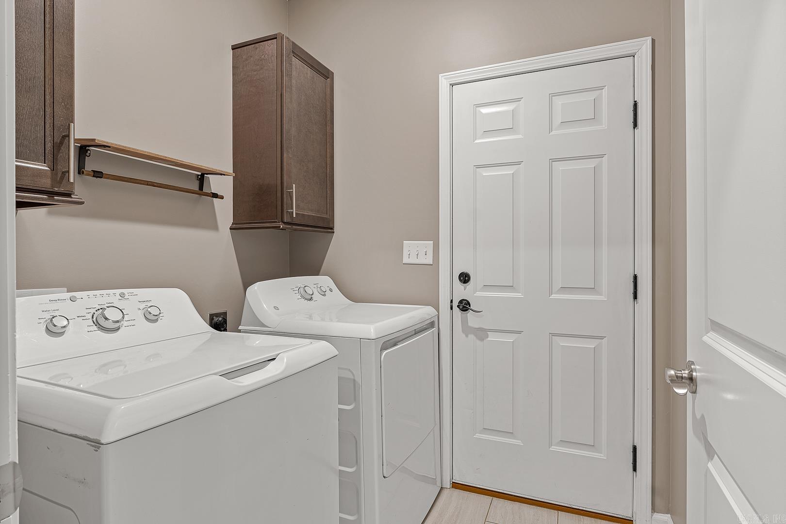 PROSPECT FARMS - Residential