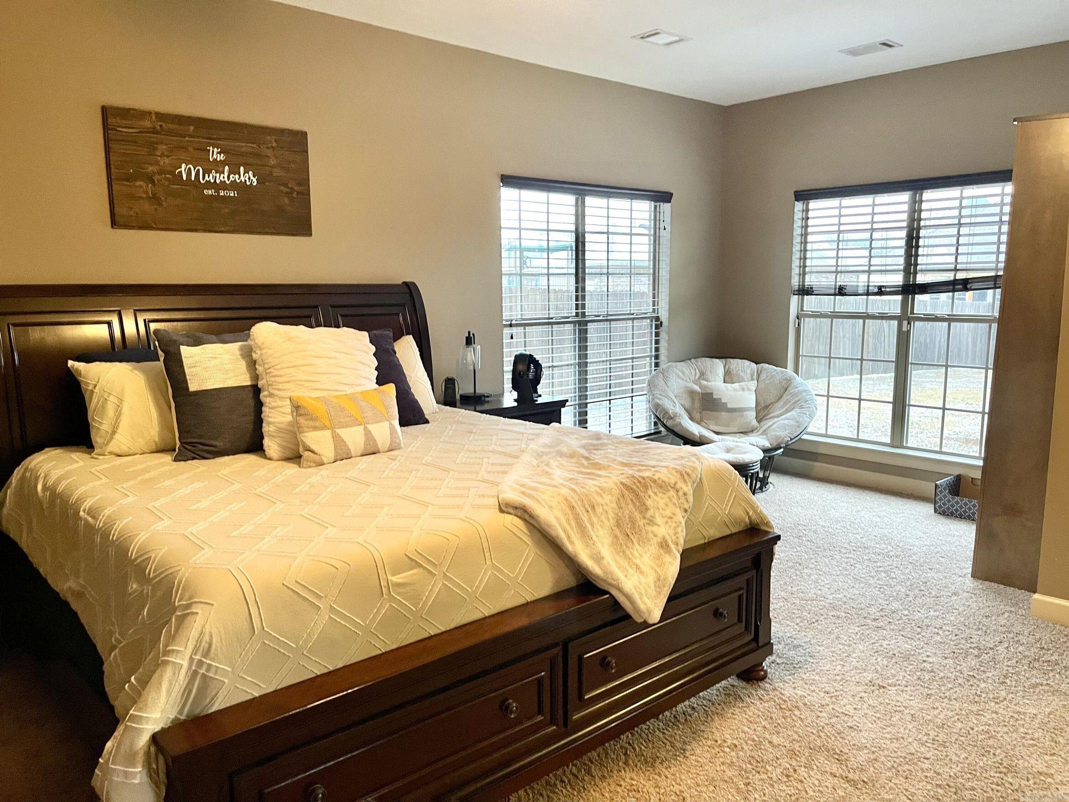 Oak Tree Circle - Residential