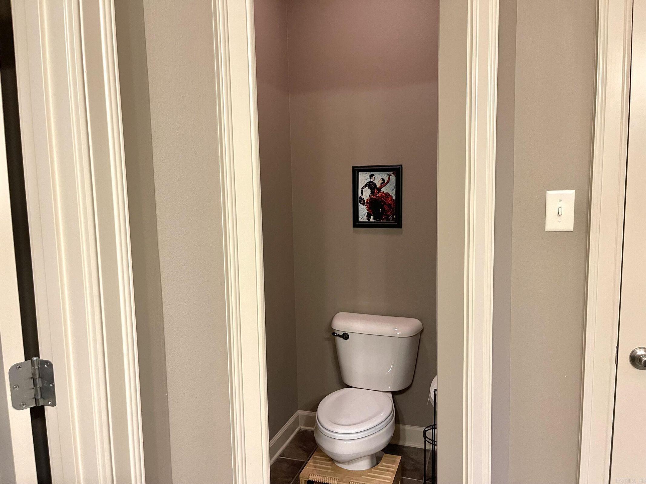 Oak Tree Circle - Residential