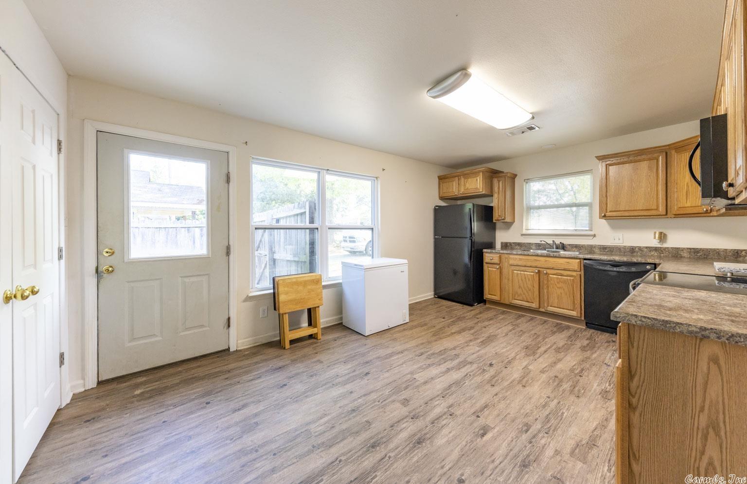 JAMIE LYNN VILLAGE ADDN - Residential