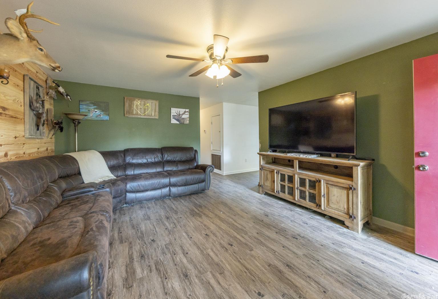 JAMIE LYNN VILLAGE ADDN - Residential