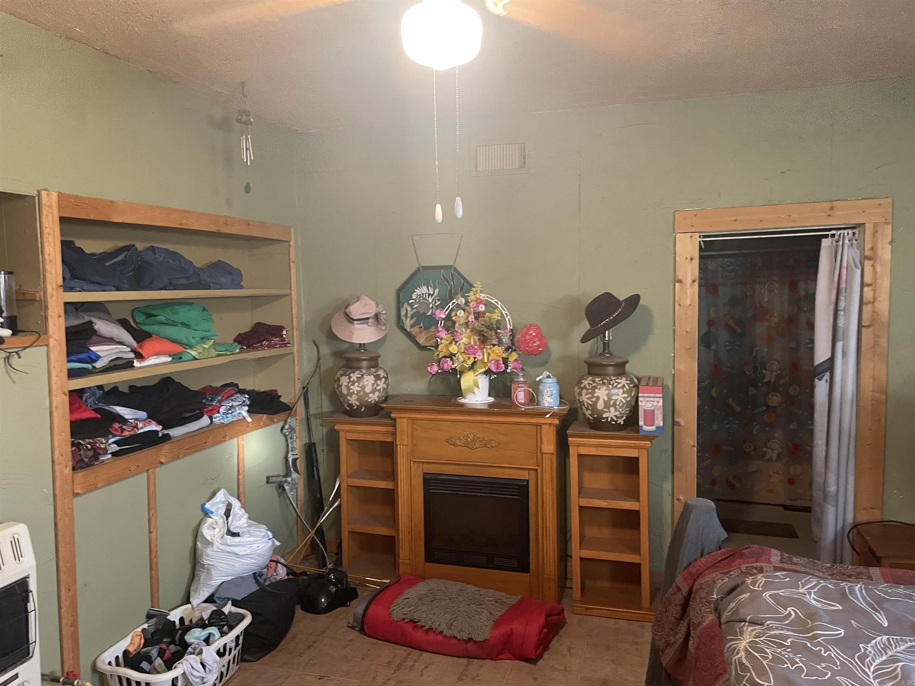 QUITMAN - Residential