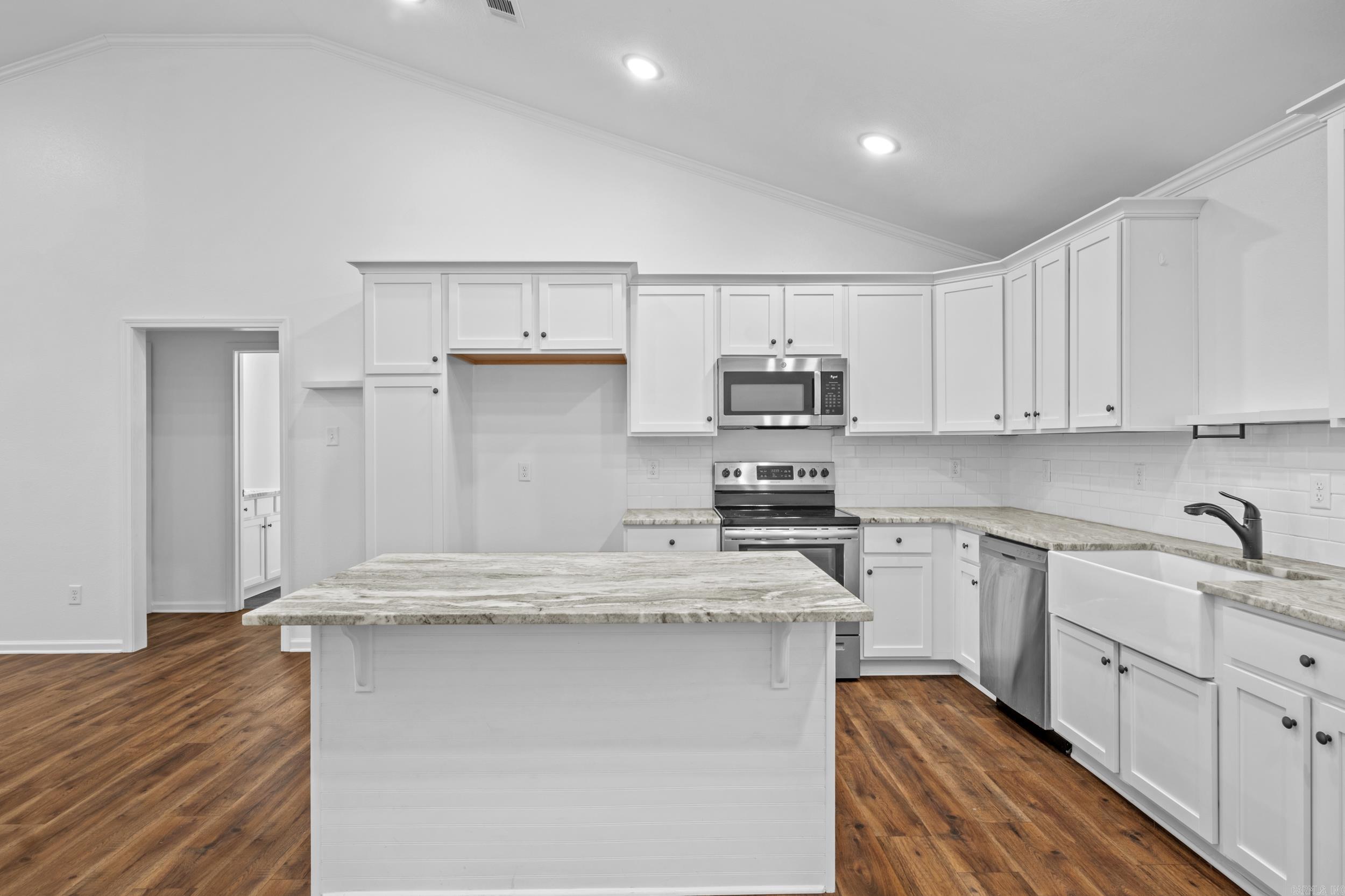 LILLY ANN PLACE - Residential