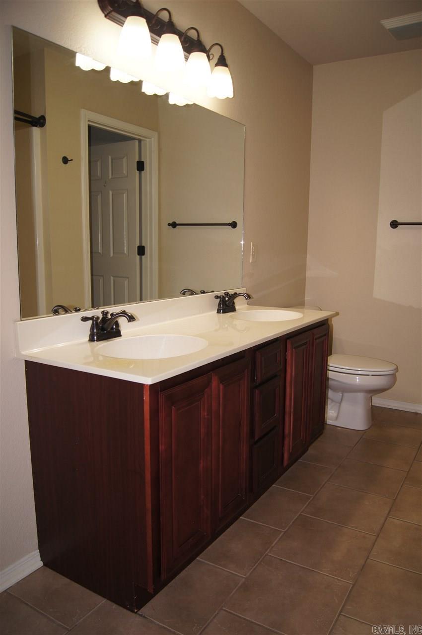 Faulkner Crossing - Residential Lease