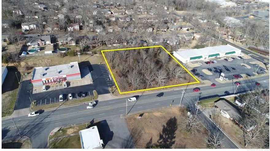 Excellent location with 235' Frontage on Kiehl Avenue!  Adjoins Sherwood Oaks Shopping Center on corner Of Oakbrook Drive.  Site Plans for additional center available with sale of property.  Site is partially cleared w/city utilities available.  Zoned for commercial use.  Excellent potential for owner/users or investors.  Great location for retail, office, hospitality, or service.