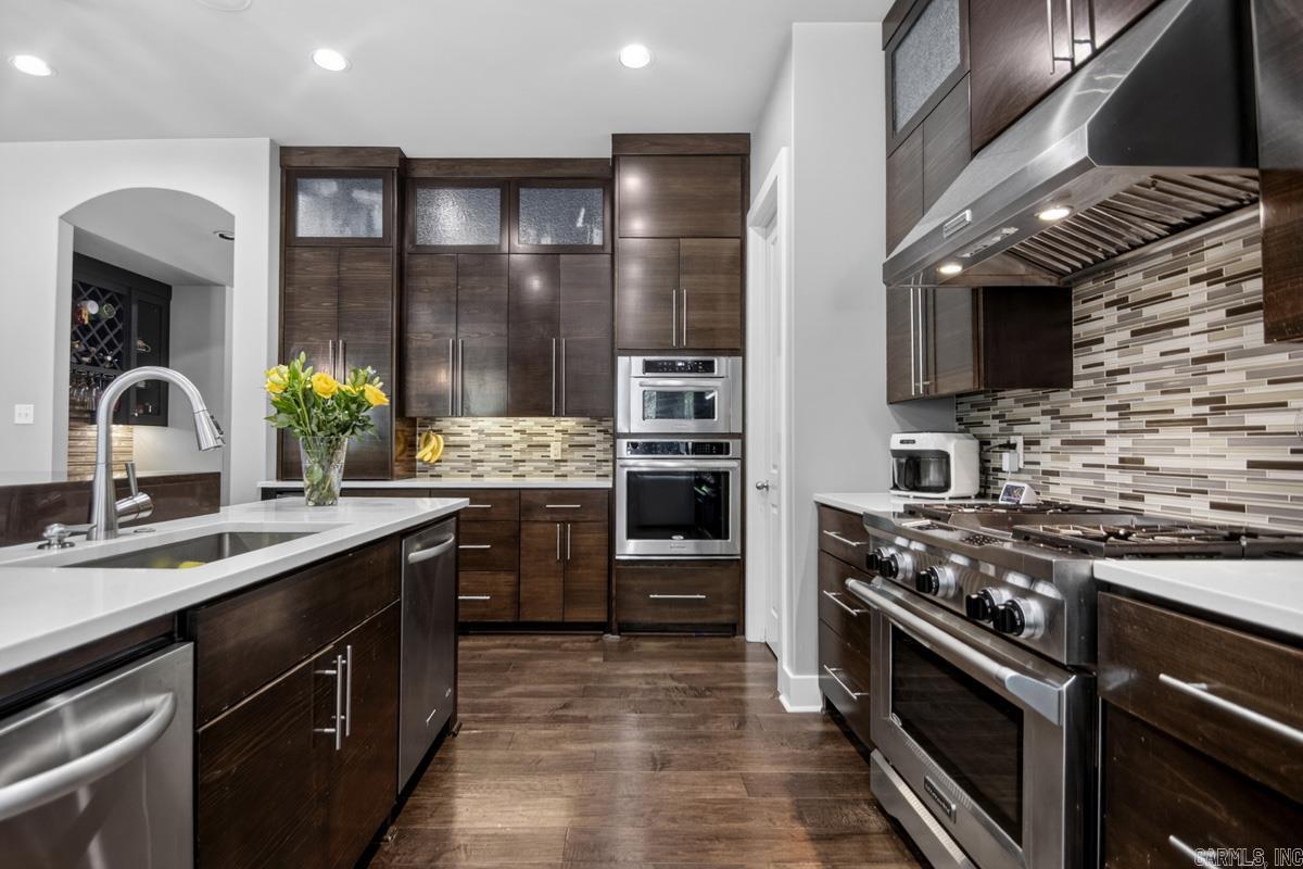 STONEHILL - Residential