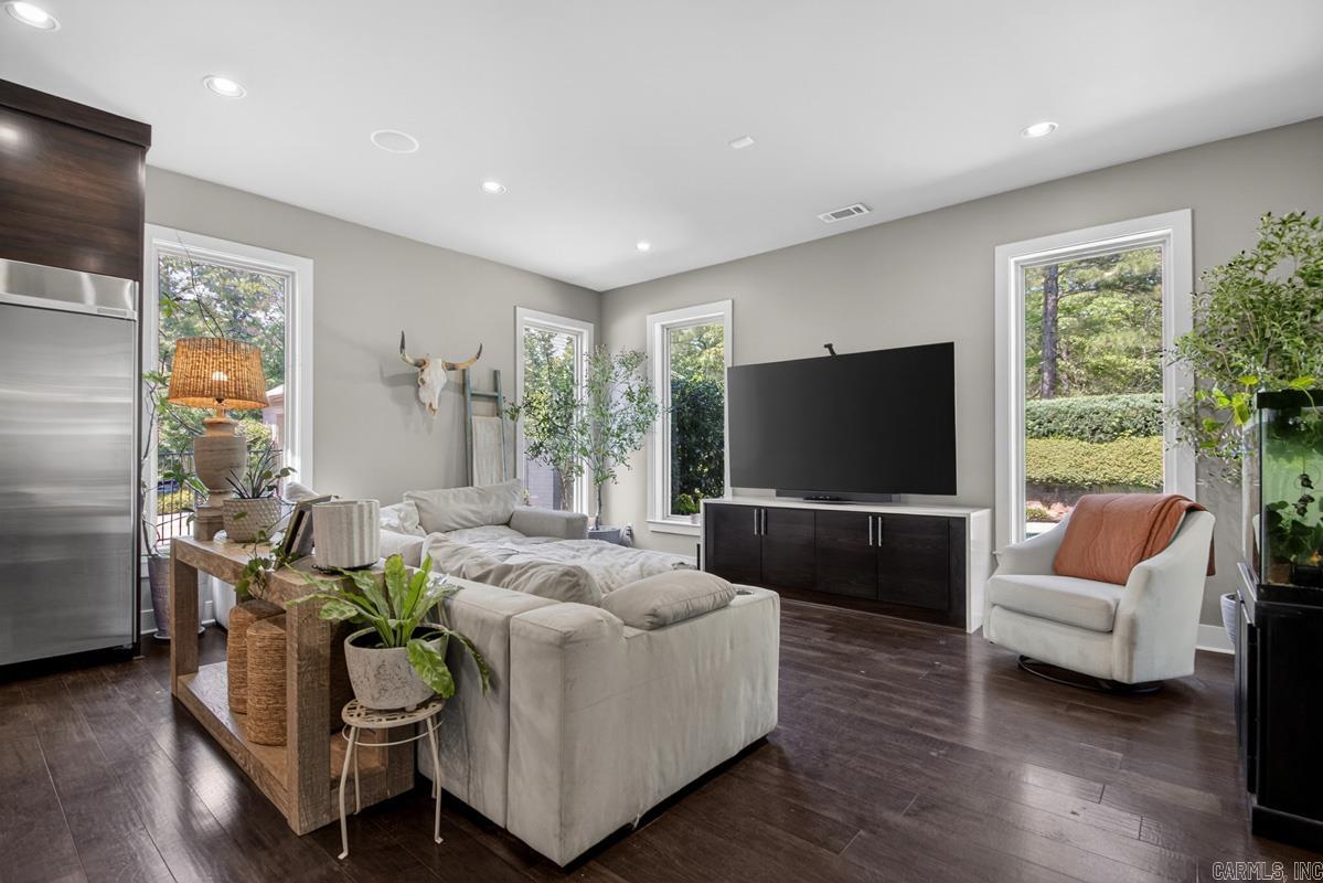 STONEHILL - Residential