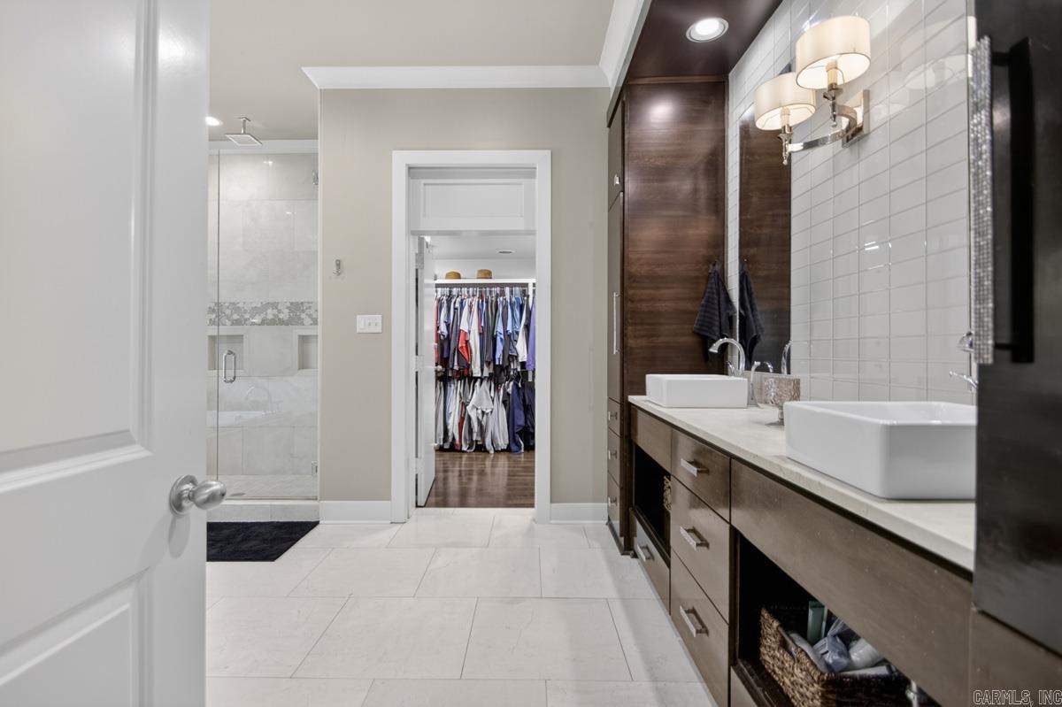 STONEHILL - Residential