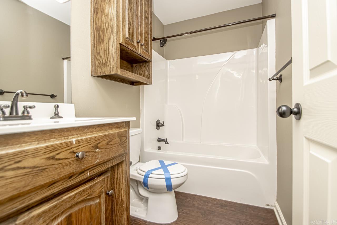 MAGNESS CREEK - Residential