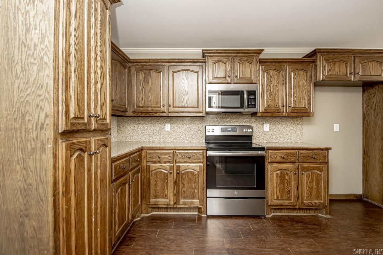 MAGNESS CREEK - Residential