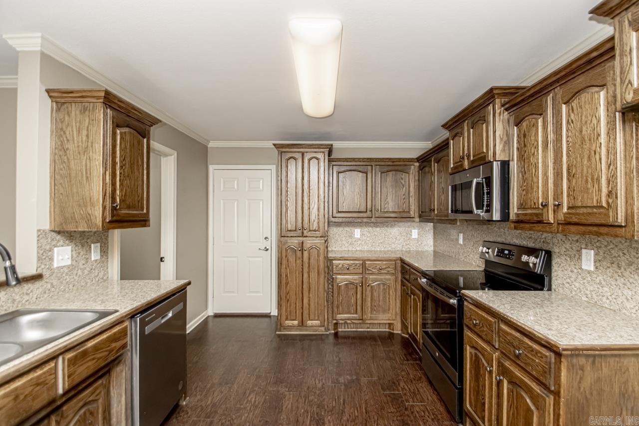 MAGNESS CREEK - Residential