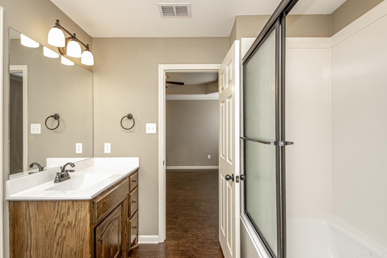 MAGNESS CREEK - Residential