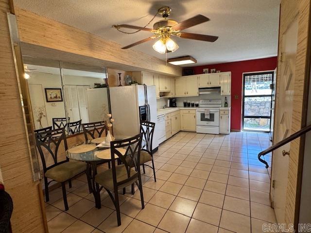 DISCOVERY BAY COLONY REG. - Residential