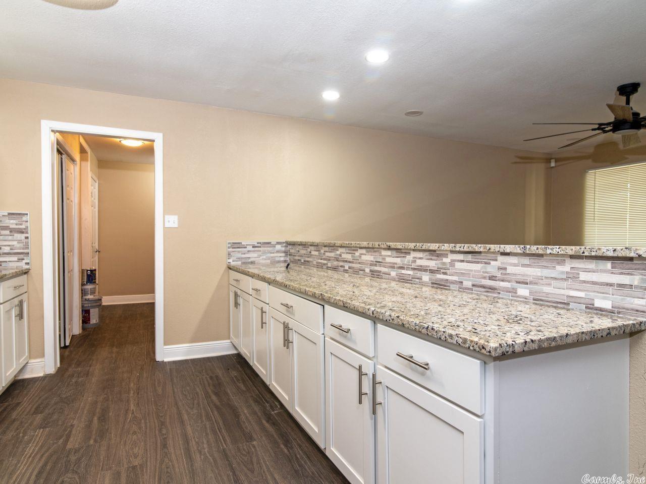 TWIN OAKS - Residential