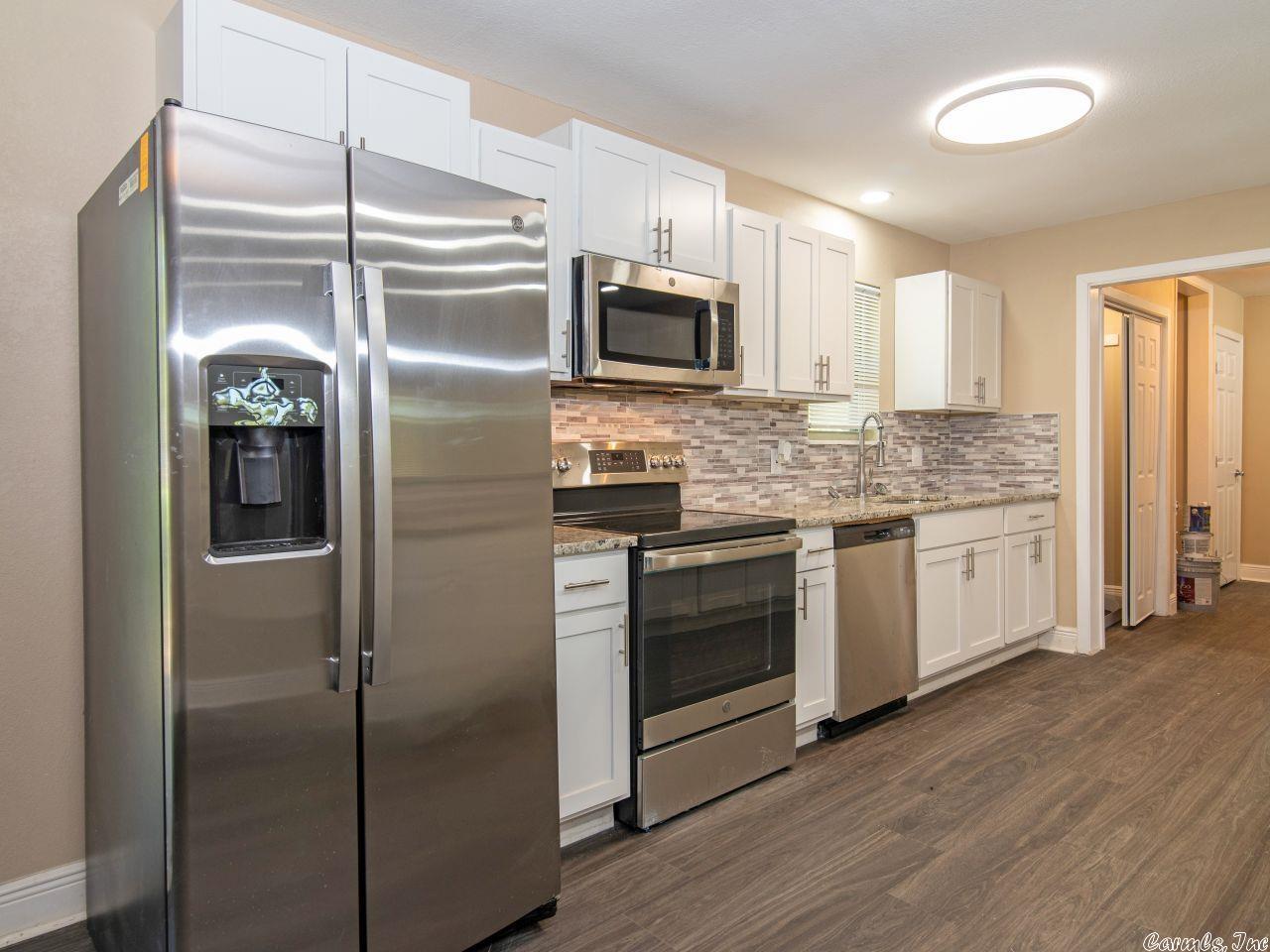 TWIN OAKS - Residential