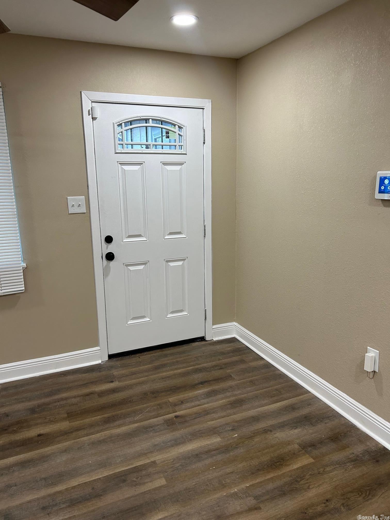 TWIN OAKS - Residential