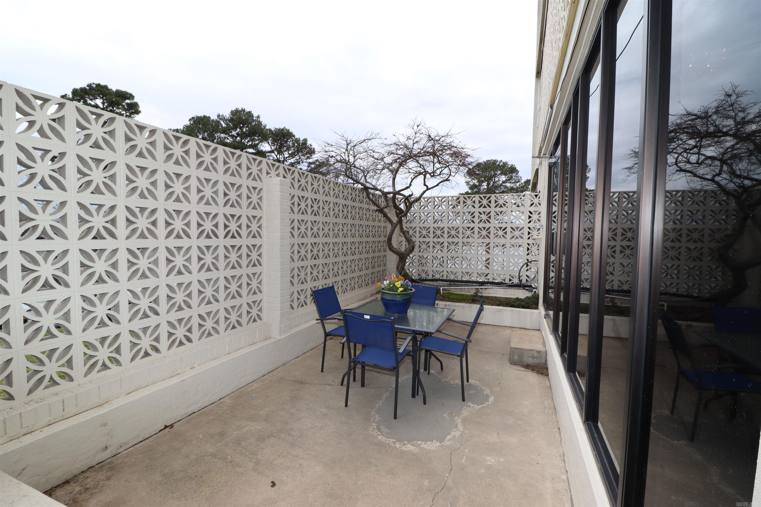 BEACON MANOR HPR - Residential