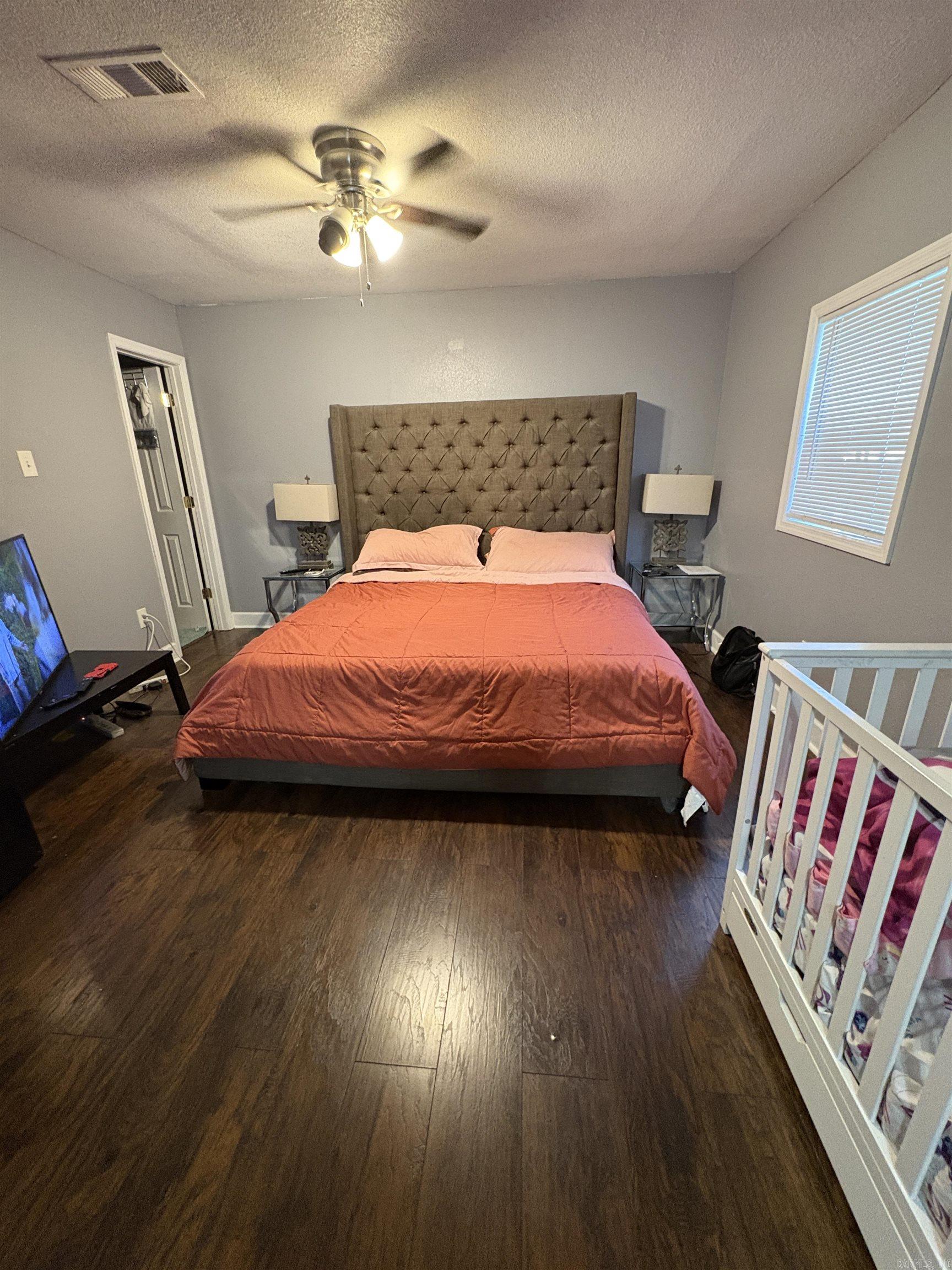 PINEWOOD - Residential