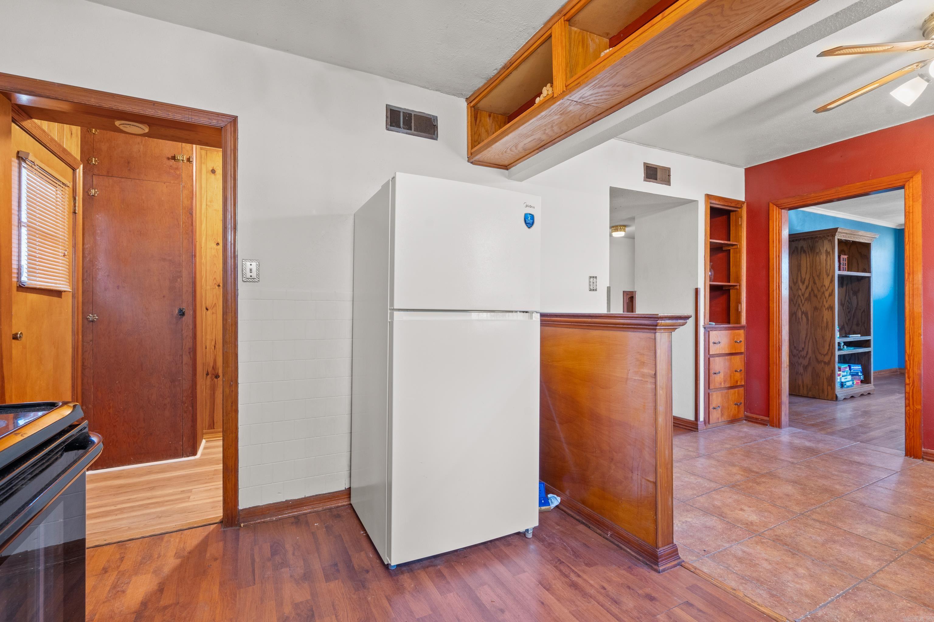 BOUCHER, T. - Residential