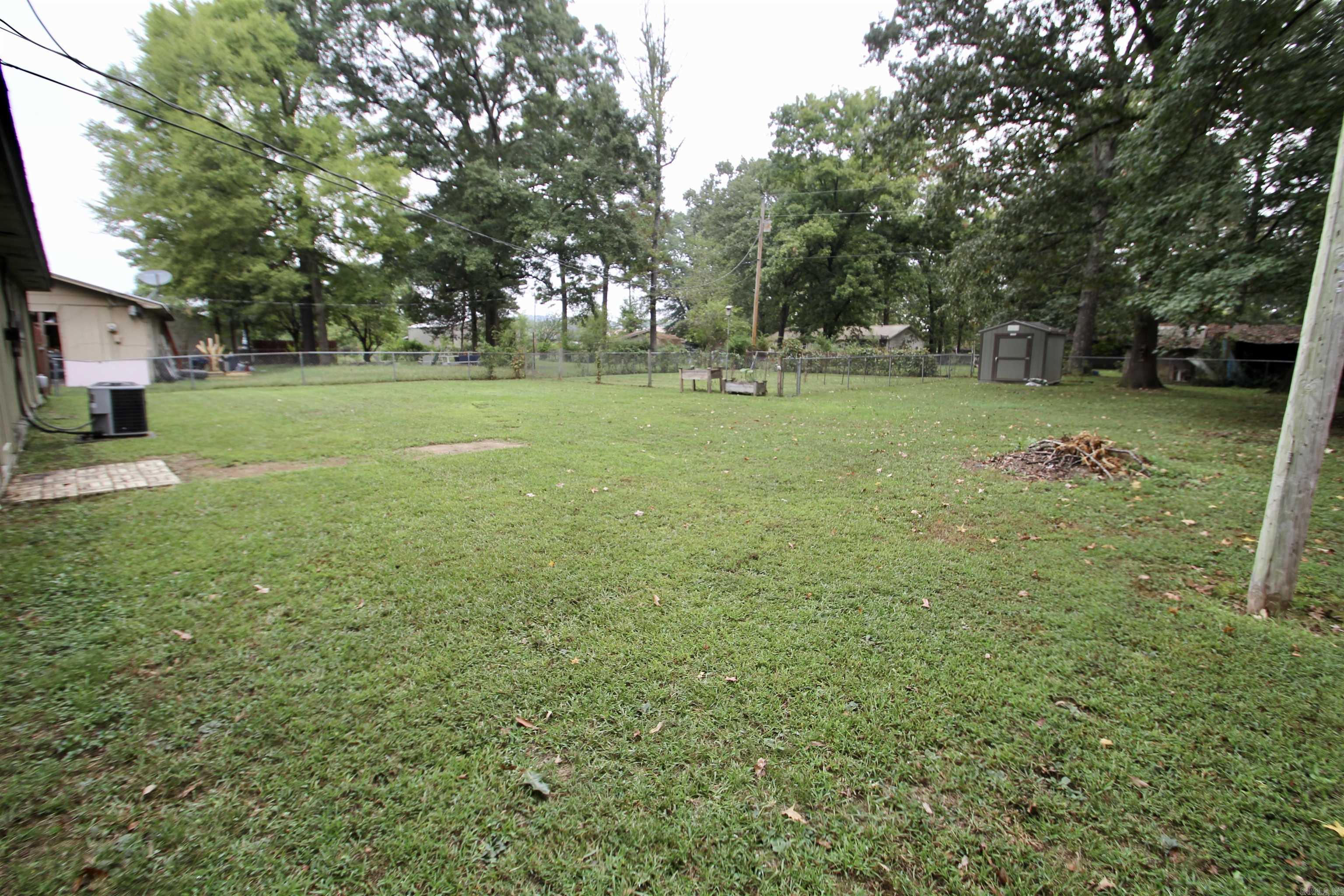 SHADY GROVE - Residential