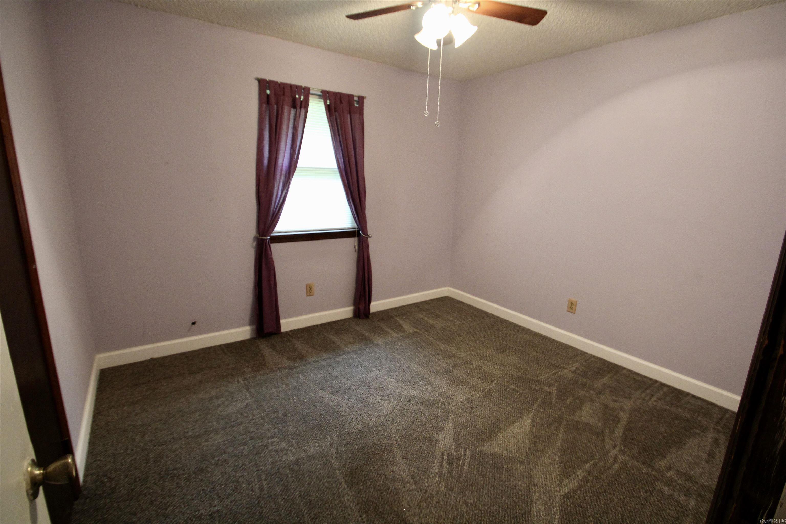 SHADY GROVE - Residential