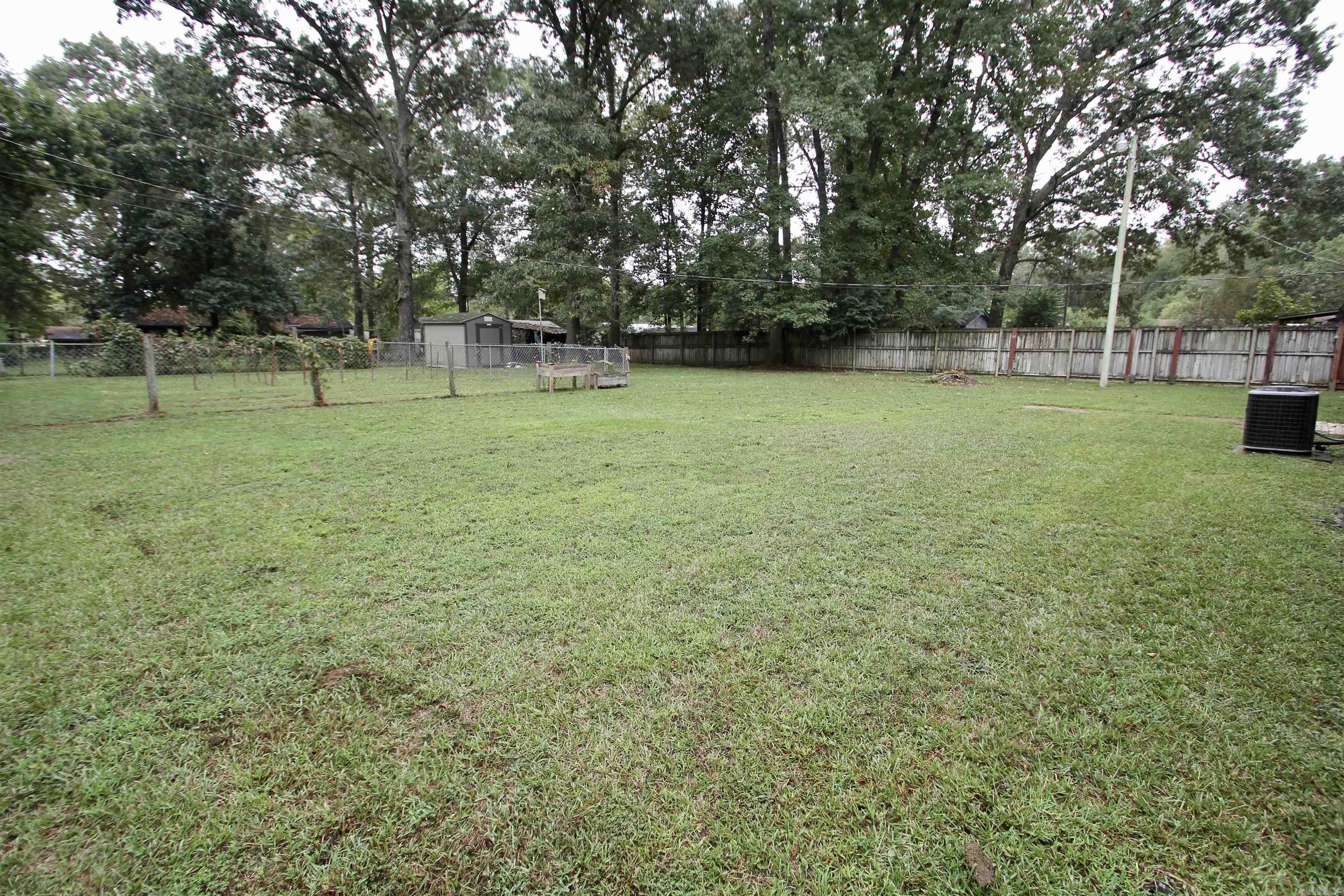 SHADY GROVE - Residential