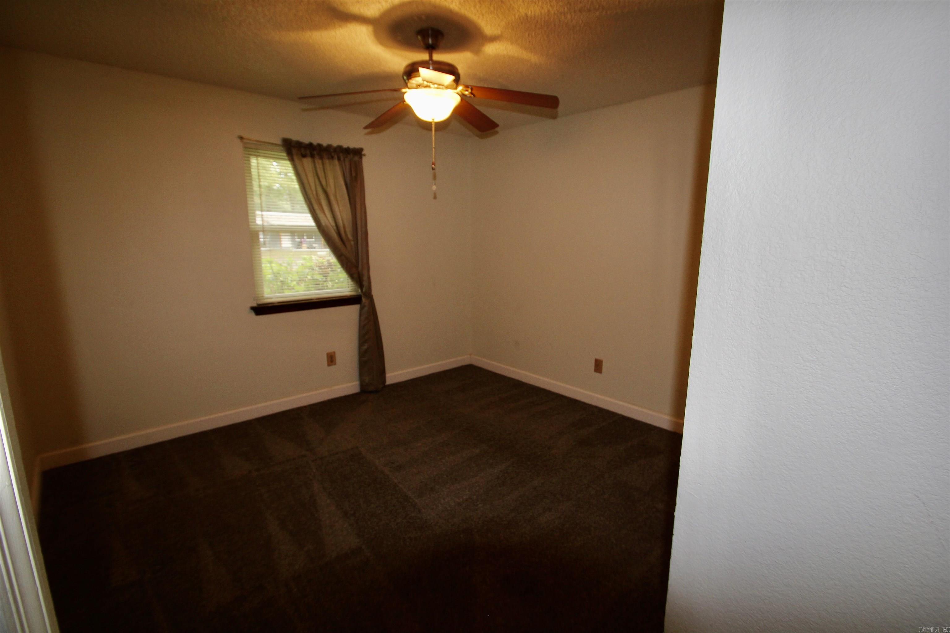 SHADY GROVE - Residential