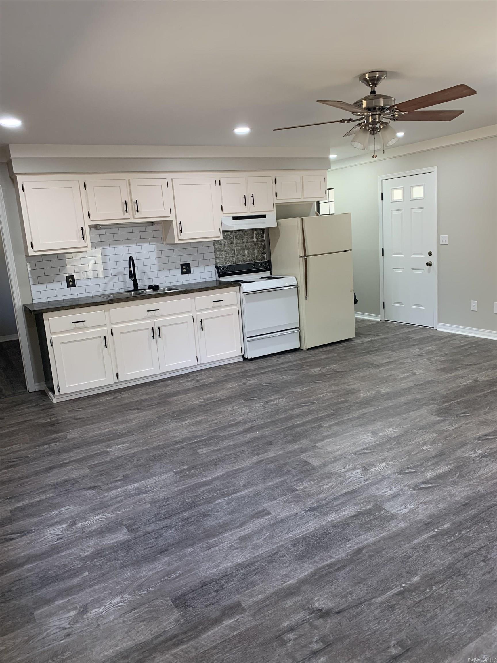 Dennis - Residential