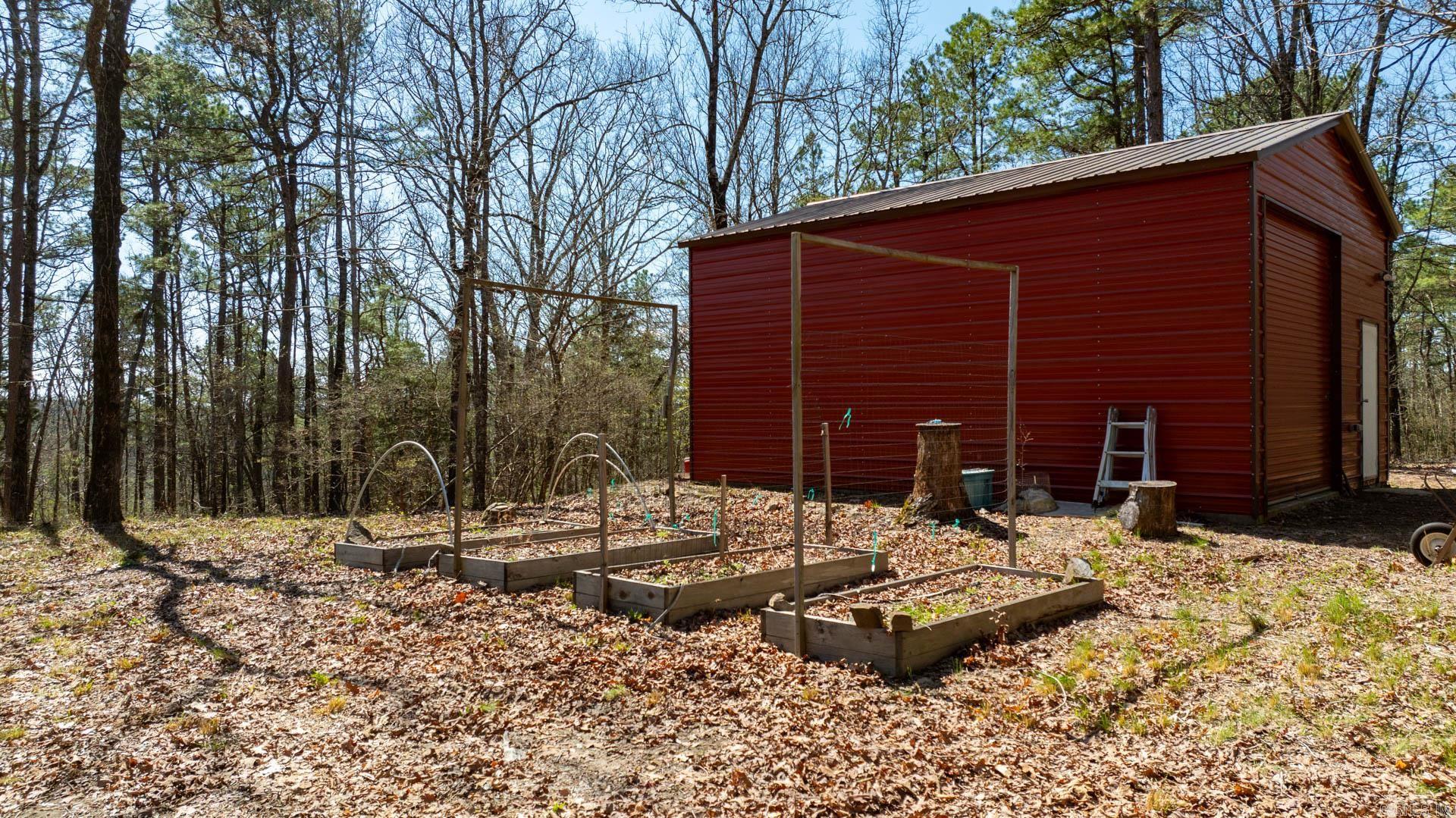 Metes & Bounds - Land