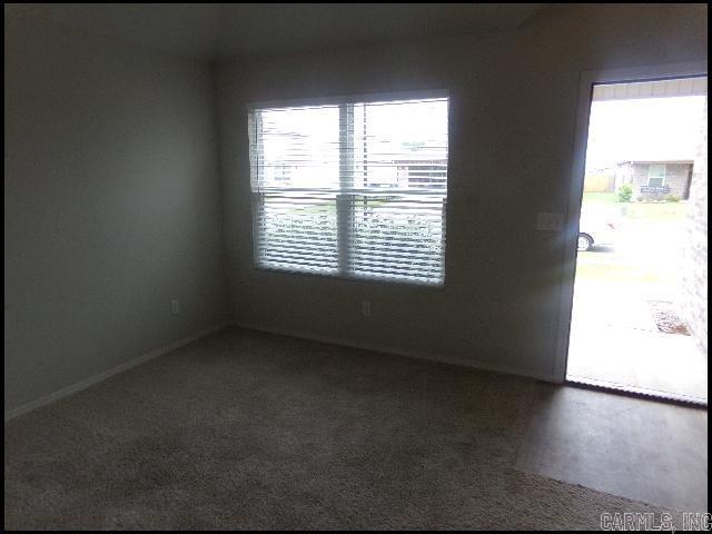 WHITE OAK CROSSING - Residential Lease