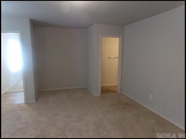 WHITE OAK CROSSING - Residential Lease
